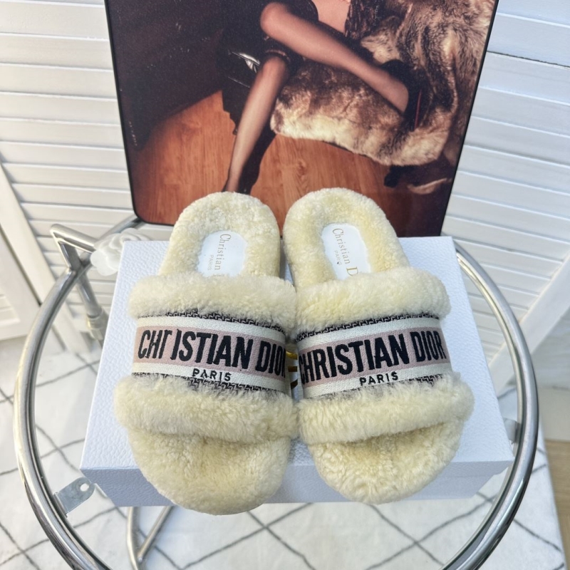 ch**an D*or slippers